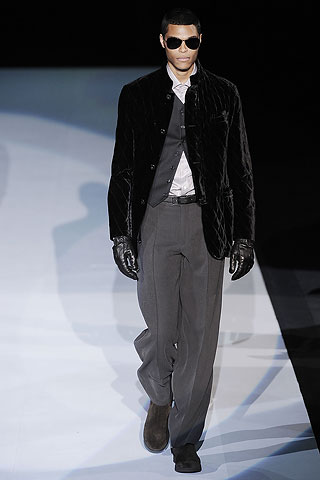 Giorgio Armani / - 2009-2010